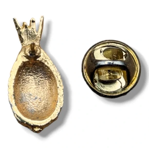 Gold Tone Pineapple Vintage Hat Lapel Pin Tie Tack - Picture 3 of 4